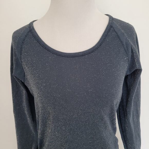 Athleta Speedlight Glow Long Sleeve Shirt Navy Sparkles Thumb Holes Women XL - Picture 5 of 12